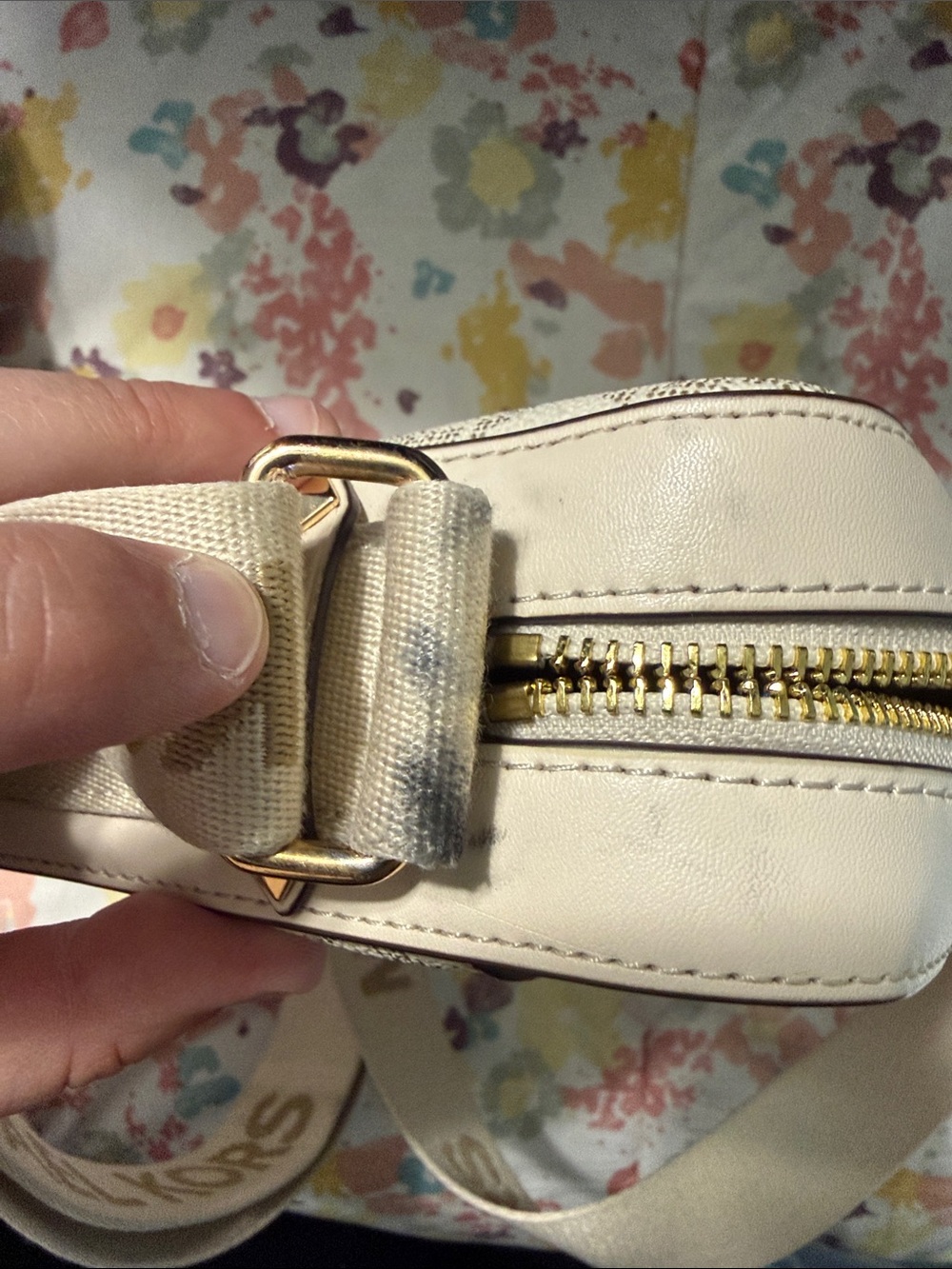Michael Kors Cream Beige MK Logo Crossbody Bag with Gold Hardware - Picture 6 of 7